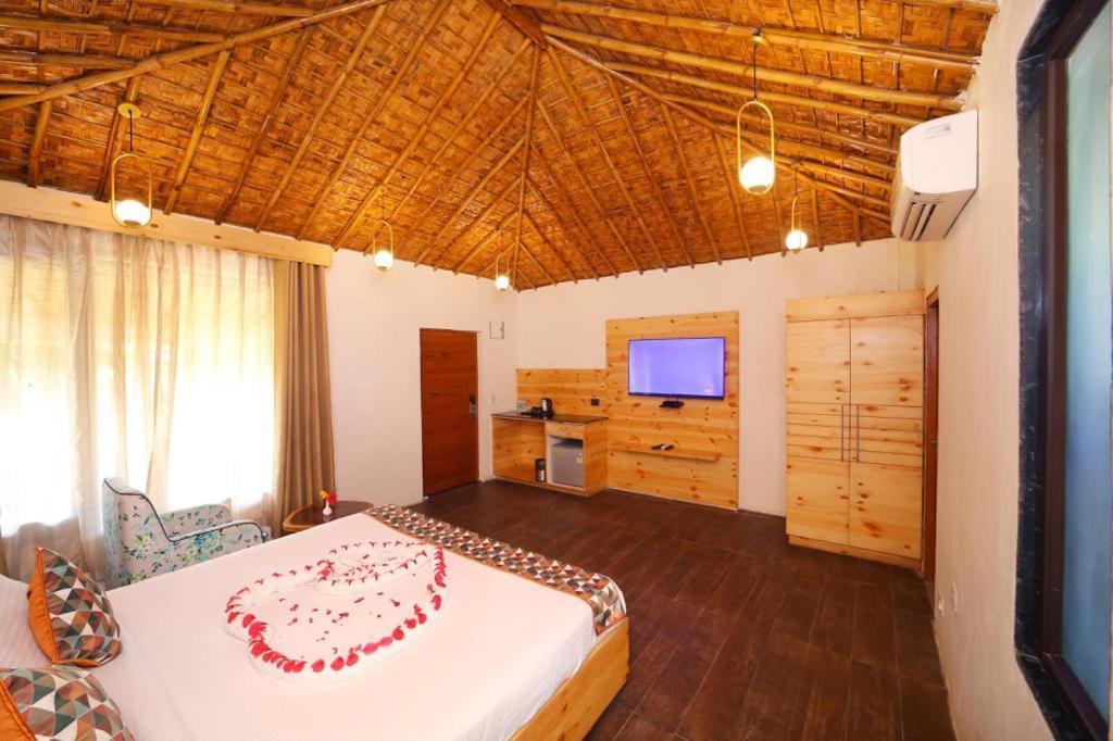 5 Senses Corbett Richness Luxuries Resort ! Destination Wedding & Corporate Events Rāmnagar Eksteriør bilde